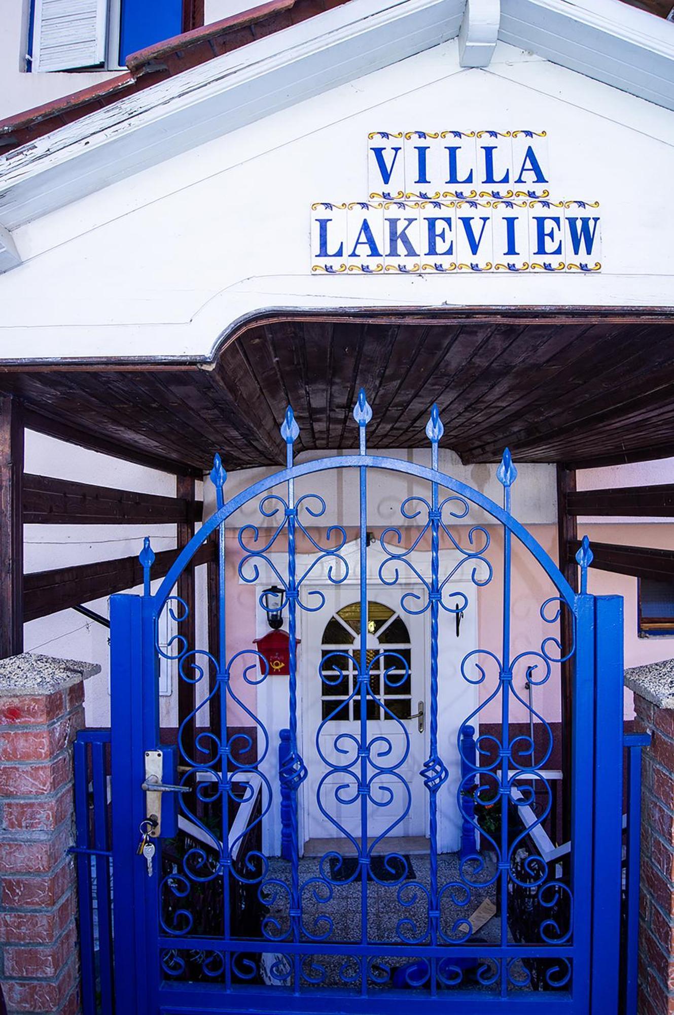 Villa Lakeview Paradise Pestani Exterior photo